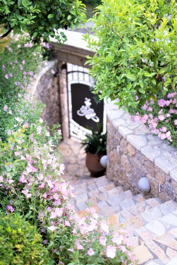 La Bella Vita - Luxury Holiday House Close To Corfu Town Potamos  ภายนอก รูปภาพ